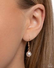 Load image into Gallery viewer, Paparazzi Dolphin Dive - Gold Necklace
