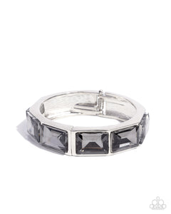 Paparazzi Faceted Freestyle - Silver Bracelet