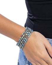 Load image into Gallery viewer, Paparazzi Final Impression - Green Bracelet
