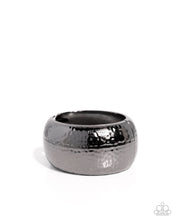 Load image into Gallery viewer, Paparazzi Hammered Hassle - Black Bracelet
