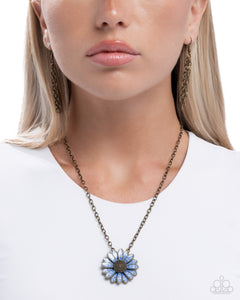Paparazzi Parisian Posy - Brass Necklace