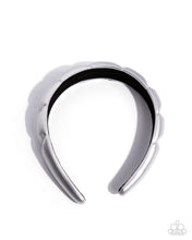 Load image into Gallery viewer, Paparazzi Exclusive Era - Silver Hair Accessory
