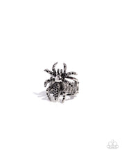 Load image into Gallery viewer, Paparazzi Tarantula Twist - Black Ring
