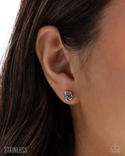 Load image into Gallery viewer, Paparazzi Royal Grounds - Silver Earrings
