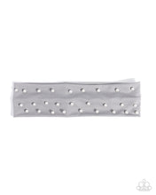 Load image into Gallery viewer, Placid Pearls - Silver

