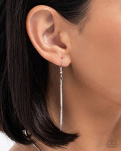 Load image into Gallery viewer, Paparazzi Witchs Fitting - Black Necklace
