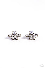 Load image into Gallery viewer, Paparazzi Stellar Showcase - Brass Earrings
