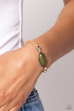Load image into Gallery viewer, Paparazzi Desertscape Drive - Green Bracelet
