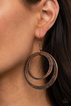 Load image into Gallery viewer, Paparazzi Rounded Out - Copper Earrings
