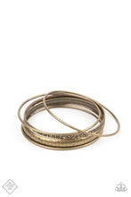 Load image into Gallery viewer, Paparazzi Get Into Gear - Brass Bracelet
