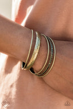 Load image into Gallery viewer, Paparazzi Get Into Gear - Brass Bracelet

