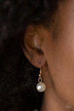 Load image into Gallery viewer, Paparazzi Wall Street Waltz - Gold Necklace
