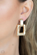 Load image into Gallery viewer, Paparazzi 15 Minutes Of FRAME - Gold Earrings
