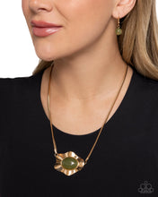 Load image into Gallery viewer, Paparazzi Sideways Shimmer - Green Necklace
