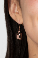 Load image into Gallery viewer, Paparazzi Emerald Envy - Copper Necklace
