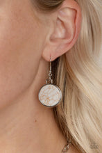 Load image into Gallery viewer, Paparazzi Santa Fe Flats - White Necklace
