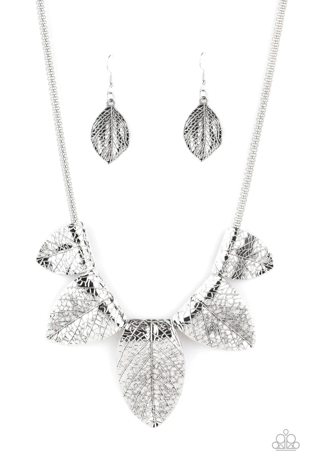 Paparazzi Garden Gatherer - Silver Necklace