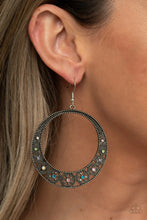 Load image into Gallery viewer, Paparazzi Bodaciously Blooming - Multi Earrings
