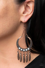 Load image into Gallery viewer, Paparazzi Day To Daydream - Copper Earrings
