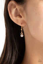 Load image into Gallery viewer, Paparazzi REIGNING Romance - Gold Necklace

