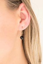 Load image into Gallery viewer, Paparazzi The GRIT Crowd - Black Necklace
