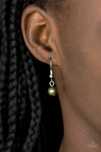 Load image into Gallery viewer, Paparazzi Put On Your Party Dress - Green Necklace
