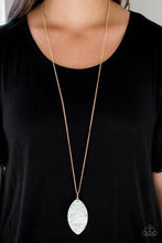 Load image into Gallery viewer, Paparazzi Santa Fe Simplicity - White Necklace
