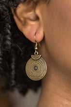 Load image into Gallery viewer, Paparazzi Lily Of Nile - Brass Earrings

