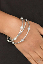 Load image into Gallery viewer, Paparazzi Bangle Belle - White Bracelet
