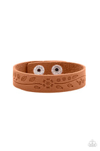 Load image into Gallery viewer, Paparazzi Rural Equinox - Brown Bracelet

