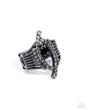 Load image into Gallery viewer, Paparazzi Fearless Framework - Black Ring
