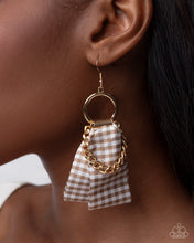 Load image into Gallery viewer, Paparazzi Picnic Pizzazz - Brown Earrings
