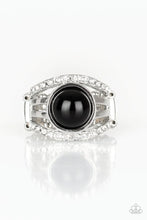 Load image into Gallery viewer, Paparazzi A Big Break - Black Ring
