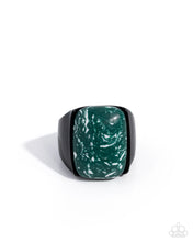Load image into Gallery viewer, Paparazzi Crowd Pleasing Color - Green Ring
