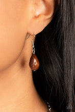 Load image into Gallery viewer, Paparazzi Summertime Tryst - Brown Necklace
