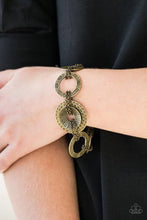 Load image into Gallery viewer, Paparazzi Way Wild - Brass Bracelet
