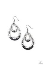 Load image into Gallery viewer, Paparazzi Museum Muse - Black Earrings
