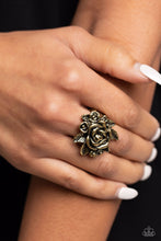 Load image into Gallery viewer, Paparazzi Bouquet Bonanza - Brass Ring
