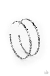 Paparazzi Infinite Twist - Black Earrings