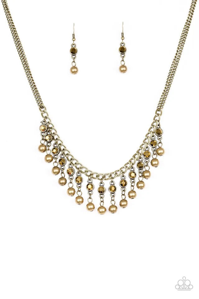 Paparazzi Pageant Queen - Brass Necklace