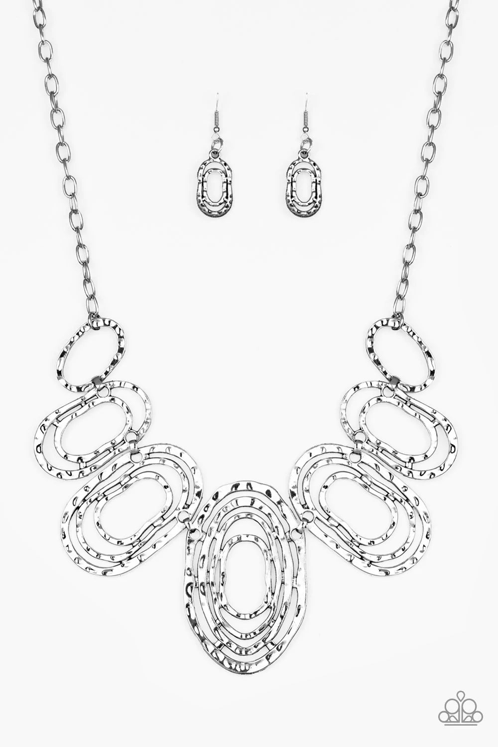 Paparazzi Empress Impressions - Silver Necklace