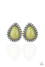 Load image into Gallery viewer, Paparazzi Boldly Beaded - Green

