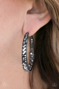 Paparazzi GLITZY By Association - Black Earring