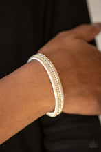 Load image into Gallery viewer, Paparazzi Babe Bling - White Bracelet
