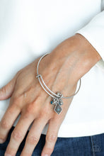 Load image into Gallery viewer, Paparazzi Treasure Charms - Blue Bracelet

