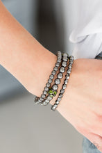 Load image into Gallery viewer, Paparazzi Noticeably Noir - Green Bracelet
