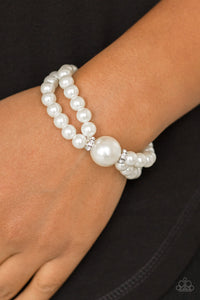 Paparazzi Romantic Redux - White Bracelet