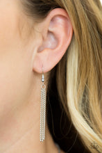 Load image into Gallery viewer, Paparazzi Nice To Meet You - Blue Necklace
