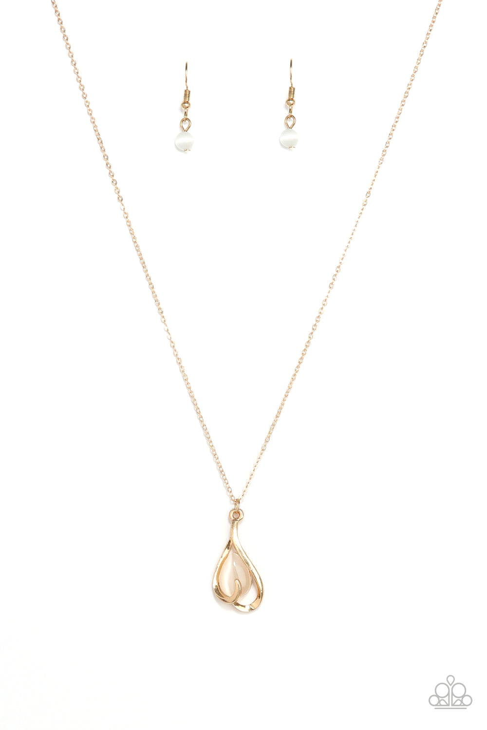 Paparazzi Tell Me A Love Story - Gold Necklace