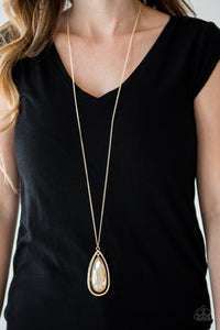 Paparazzi The Royal Coronation - Gold Necklace